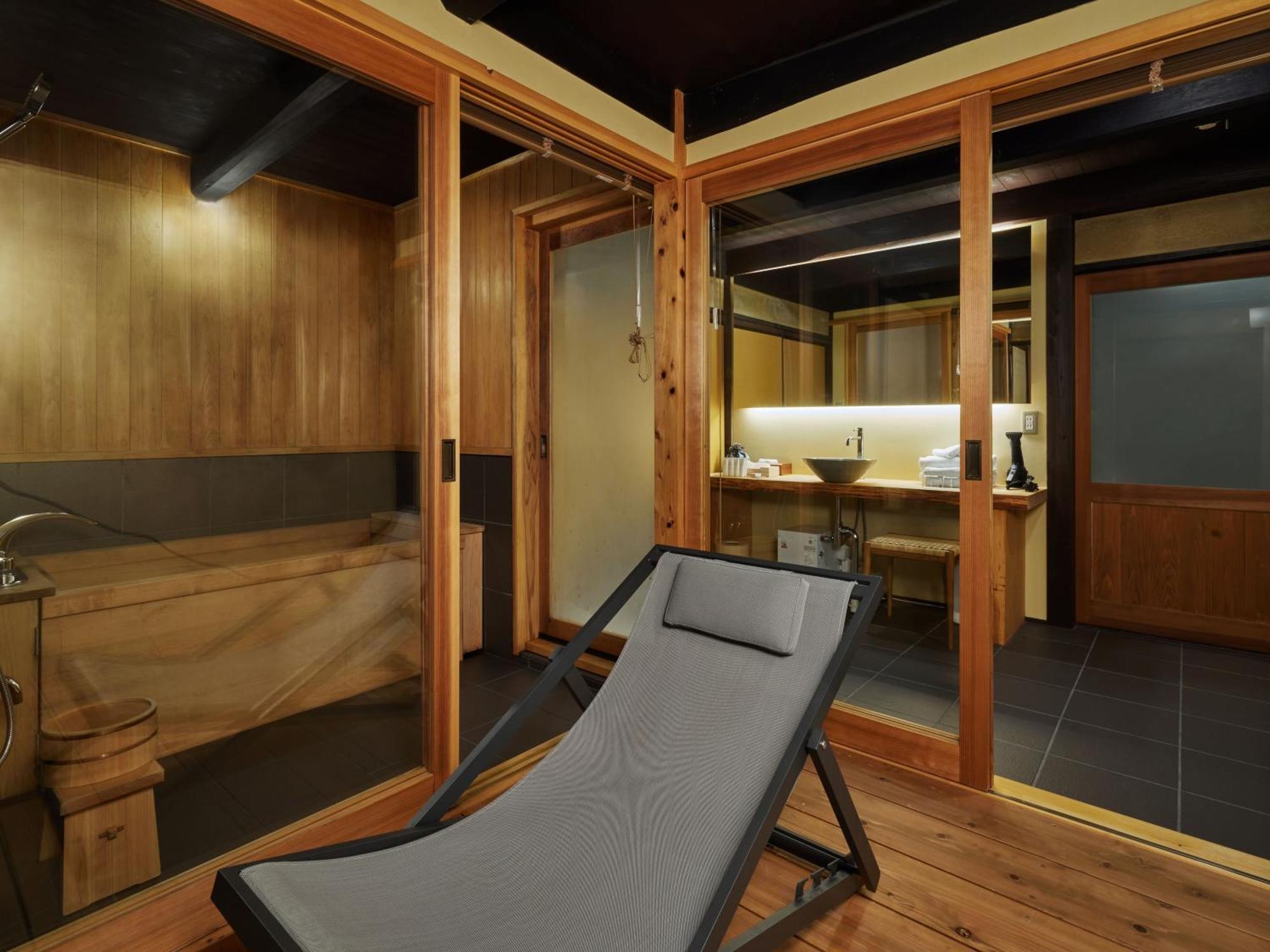 Nipponia Hotel Ozu Castle Town Extérieur photo